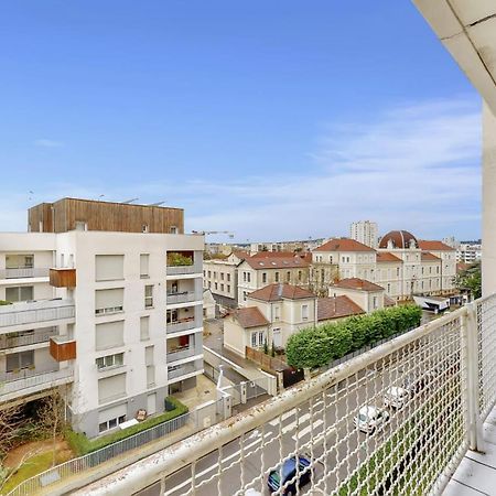 Appartement Neuf Pour 6, Parking Et Box, Au Calme Villeurbanne Exterior photo