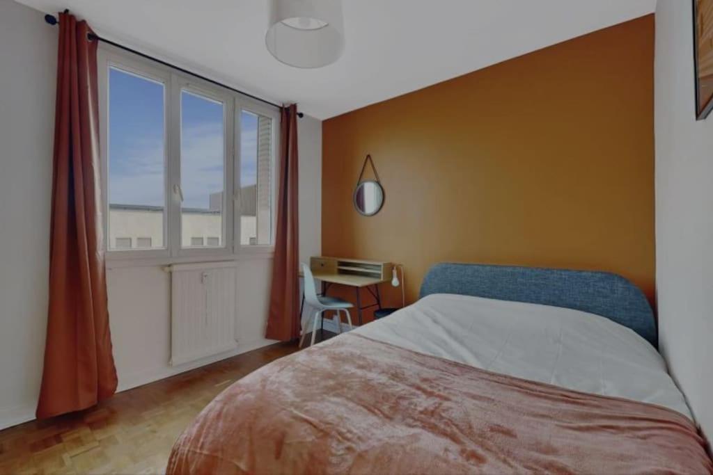 Appartement Neuf Pour 6, Parking Et Box, Au Calme Villeurbanne Exterior photo